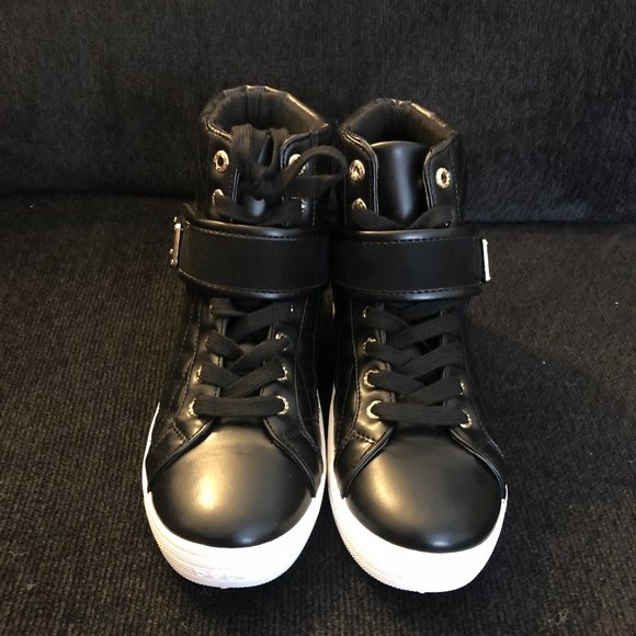 WOMEN BEBE HIGH TOP SNEAKERS (NWOT) MAY RUN 1/2 SM - Picture 2 of 7